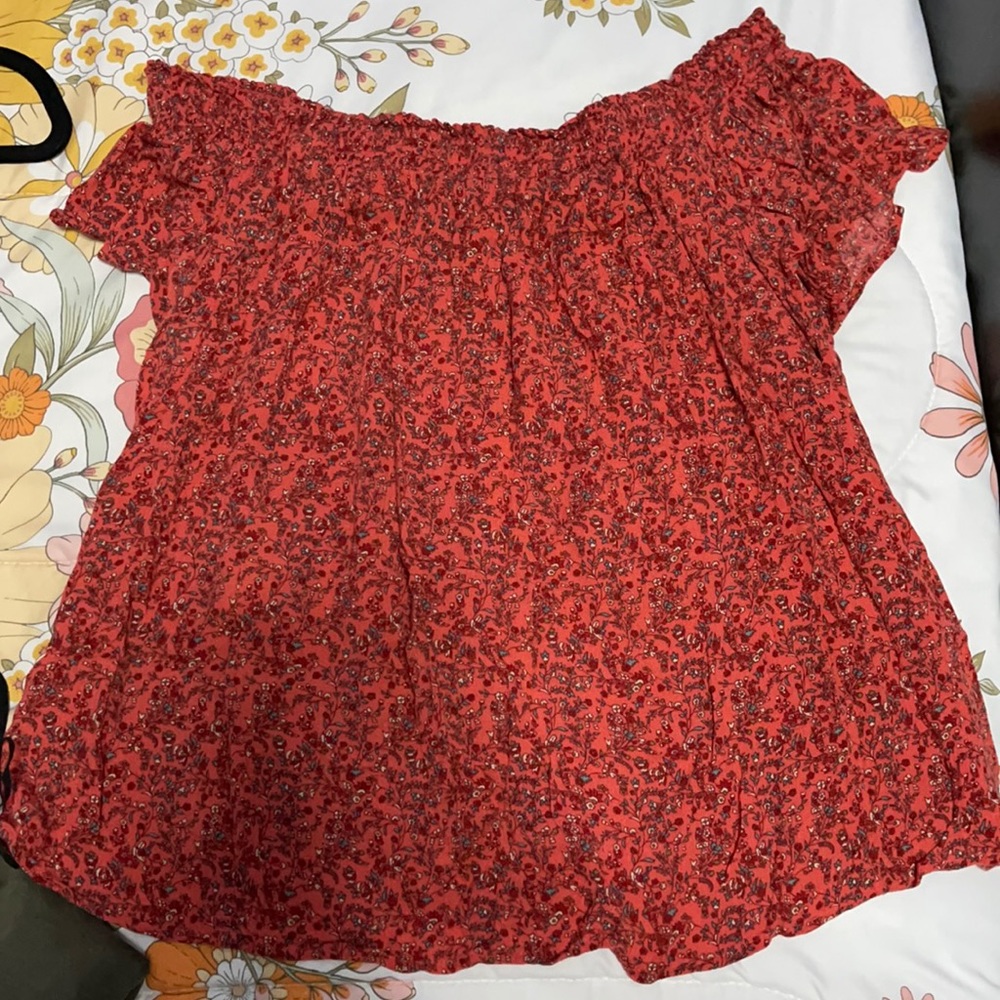 Old navy shirt